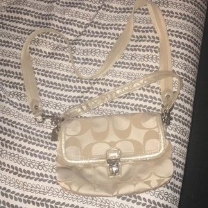 BARELY USED Coach Shoulder Bag